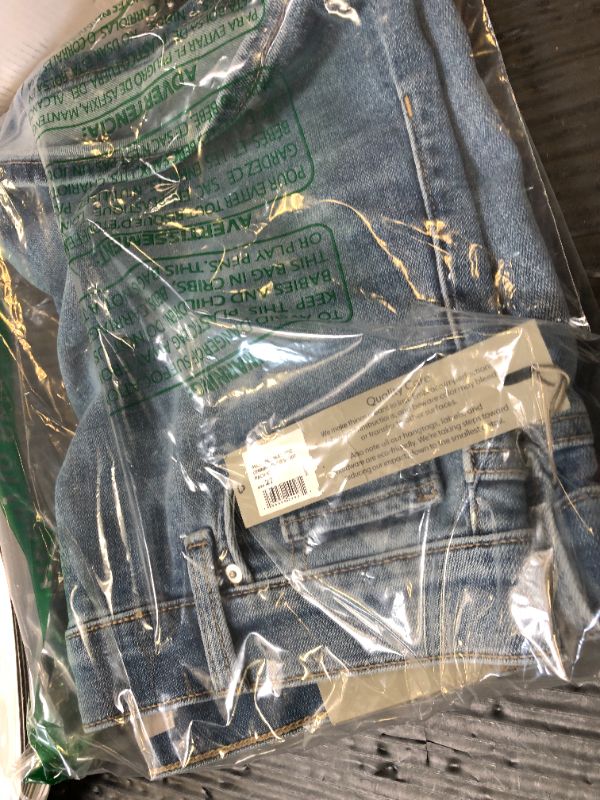 Photo 1 of size 27--HUDSON Women's Gemma Jean Short, Pacific