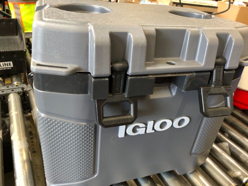 Photo 1 of Igloo, Trailmate 25 Qt Cooler, Carbonite