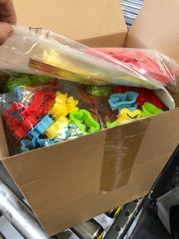 Photo 1 of Blosssound 340 Pcs 48 Set Preschool Graduation Party Favors Bulk for Kids Kindergarten Graduation Gifts Playing Dough Clay Tools Cards Gift Bags for 2025 Preschool Primary Grad Party Favors Supplies