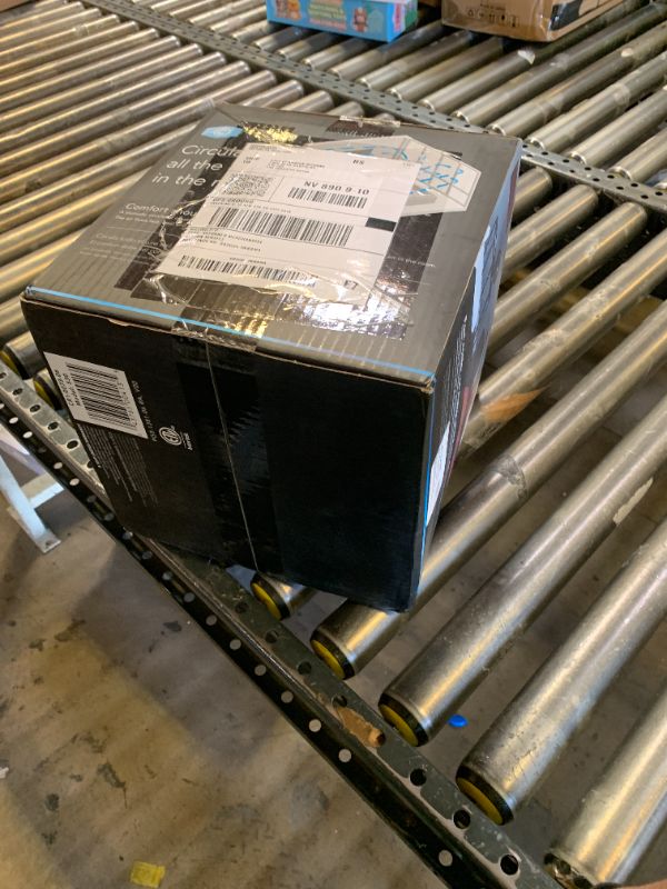 Photo 1 of Vornado 7.4" Table Fan