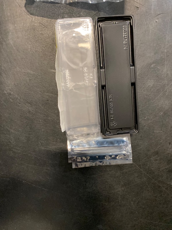 Photo 1 of Daarcin 10 pcs DDR Memory Desktop RAM Module Case,Plastic Box Packaging Container Clamshell Memory Module,Antistatic Tray for DDR2, DDR3 and DDR4