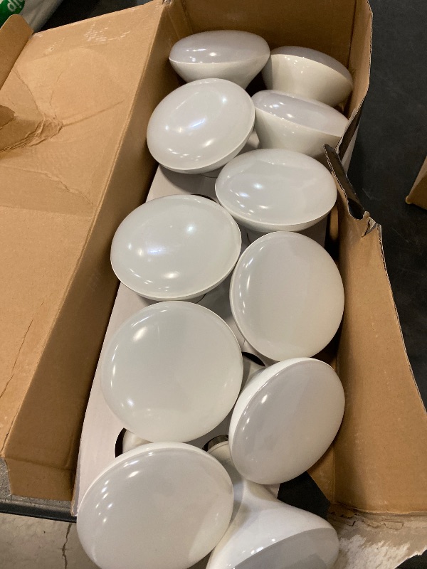 Photo 1 of dalattin 12 Pack BR30 Led Bulbs 65W Equivalent, Dimmable Indoor Flood Lights Bulb, E26 Base, 5000K Daylight White, 9W, 800 LM, Recessed Lighting Bulb for Ceiling, Recessed Can, Living Room and Kitchen