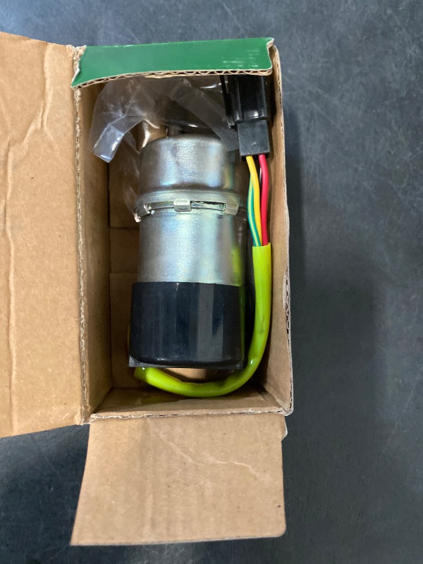 Photo 1 of Yezoauto Fuel Pump 4 Wires 12V for Suzuki Marauder VZ800 Kawasaki Vulcan 1500 Voyager XII 1500 L ZG1200B VN1500 49040-1063 15100-21E01(5/16" In/Outlet)