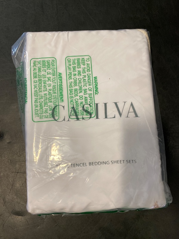 Photo 1 of CAL K - CASILVA Eucalyptus Sheets - Infused with Silver for Anti-Odor, Softer Than Silk Fibers, More Cooling Than Cotton - Perfect for Hot Sleepers & Sensitive Skin - 100% Tencel Lyocell - Cali-King Sheet Set