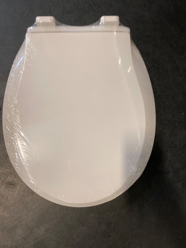 Photo 1 of Aünsffer Toilet Seat Round Soft Close16.5'', Toilet Lid Slow Close Quiet No Slam, Easy Installation & Release?Safe PP Material Easy Clean, Comfortable Ergonomic Design, 2 Years Support, White Plastic