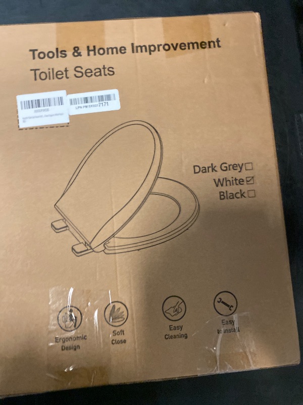 Photo 1 of Aünsffer Toilet Seat Round Soft Close16.5'', Toilet Lid Slow Close Quiet No Slam, Easy Installation & Release?Safe PP Material Easy Clean, Comfortable Ergonomic Design, 2 Years Support, White Plastic