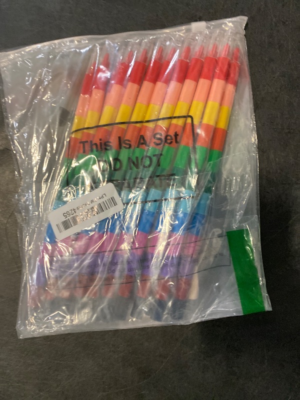 Photo 1 of Marspark 20 Pcs Stackable Crayons Stacking Buildable Crayons Colorful Stackable Pencils Party Favors DIY Rainbow Pencil for School Office Birthday Party, 12 Colors(Vivid Color,Flat)