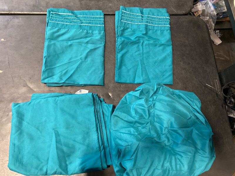 Photo 1 of Utopia Bedding Queen Sheet Set 4 Piece Microfiber Queen Size Bed Denim Blue