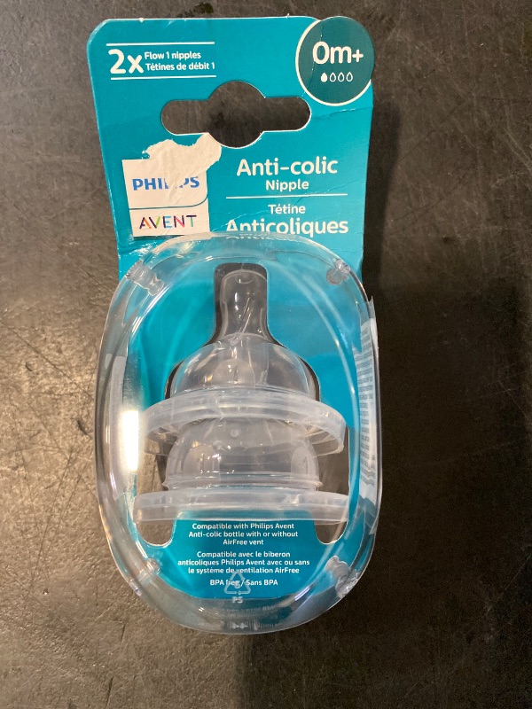 Photo 1 of Philips AVENT Anti-Colic Nipple, Clear, Newborn (Pack of 2) (SCF421/27)