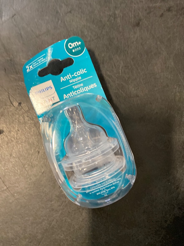 Photo 1 of Philips AVENT Anti-Colic Nipple, Clear, Newborn (Pack of 2) (SCF421/27)