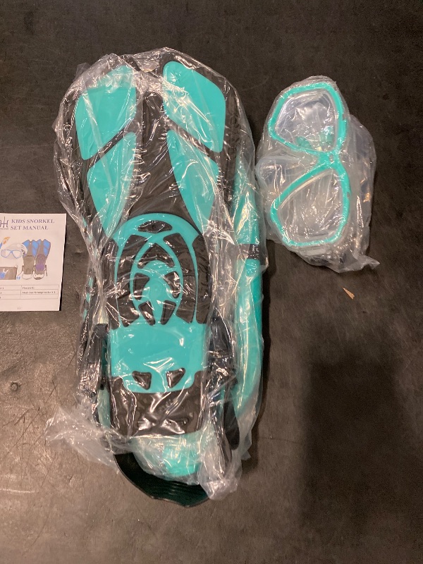 Photo 1 of Snorkeling Gear for Adults with Fins Scuba Diving Gear Adult Professional Travel Snorkel Sets with Flippers,Anti-Fog Anti-Leak Diving Mask
