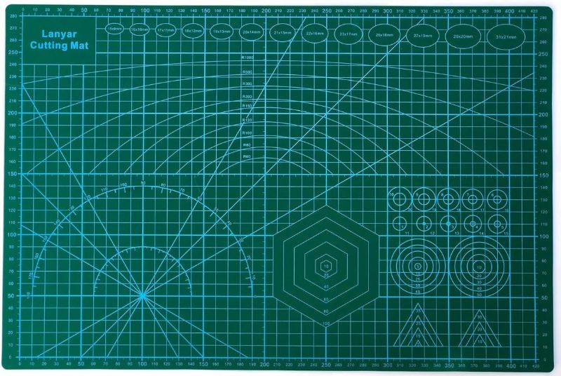 Photo 1 of Gundam Model Builder's Cutting Mat 12"x18"(A3)