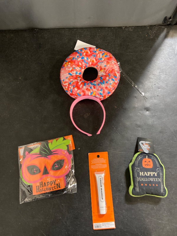 Photo 1 of 4 item  bundle halloween accessories