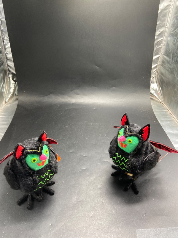 Photo 1 of Set of 2 Hyde and Eek Halloween Batrick Bat Bird Featherly Friends New 2024 Leg Band Fall