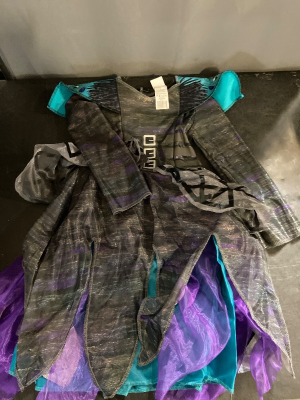 Photo 1 of Child Size (4-6x)-Descendants Uliana Deluxe Costume, Official Disney Descendants The Rise of Red Costume Dress, Wig not Included, 