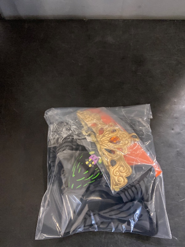 Photo 1 of 3 item Halloween bundle