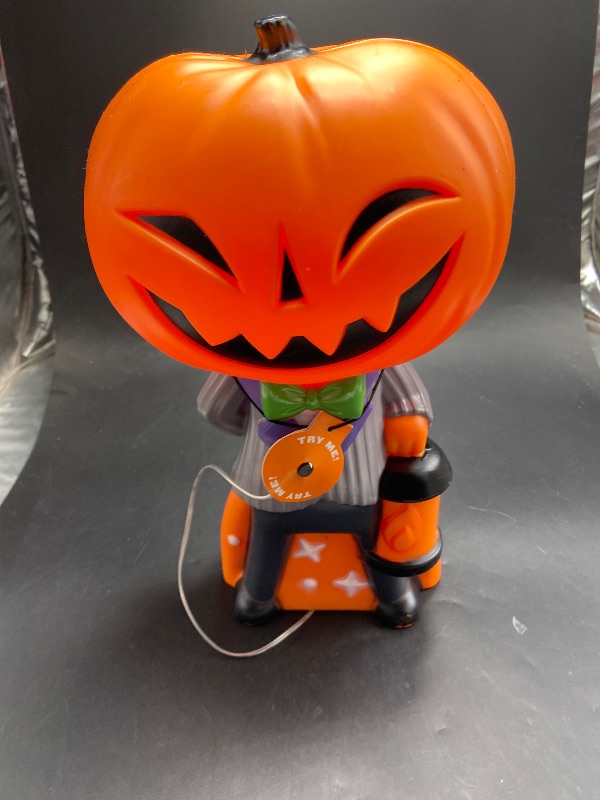 Photo 1 of Pumpkin Blowmold Hyde & EEK!
