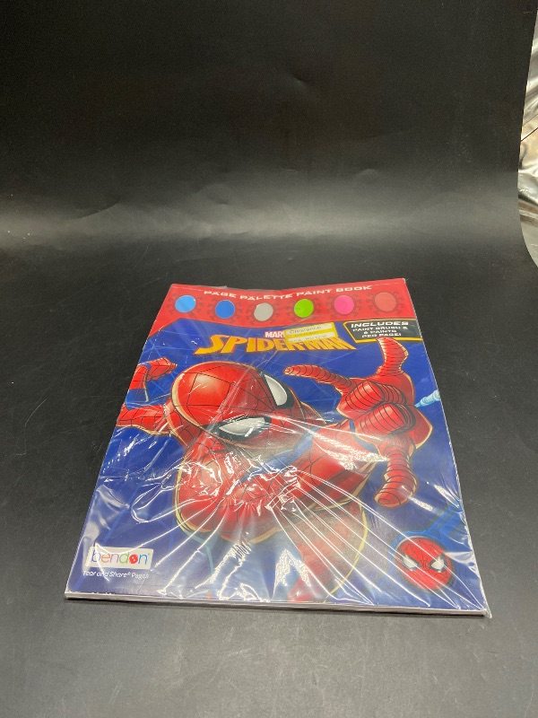 Photo 1 of Marvel Spider-Man Page Palette Activity Book

