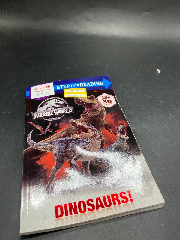 Photo 1 of jurassic World Step Into Reading Bindup 