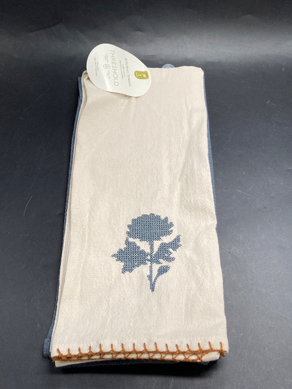 Photo 1 of 2pc Flower Kitchen Towel Set Purple - Threshold 
