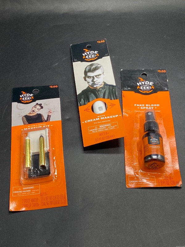 Photo 1 of 3  Item Bundle - Halloween MAKE UP  