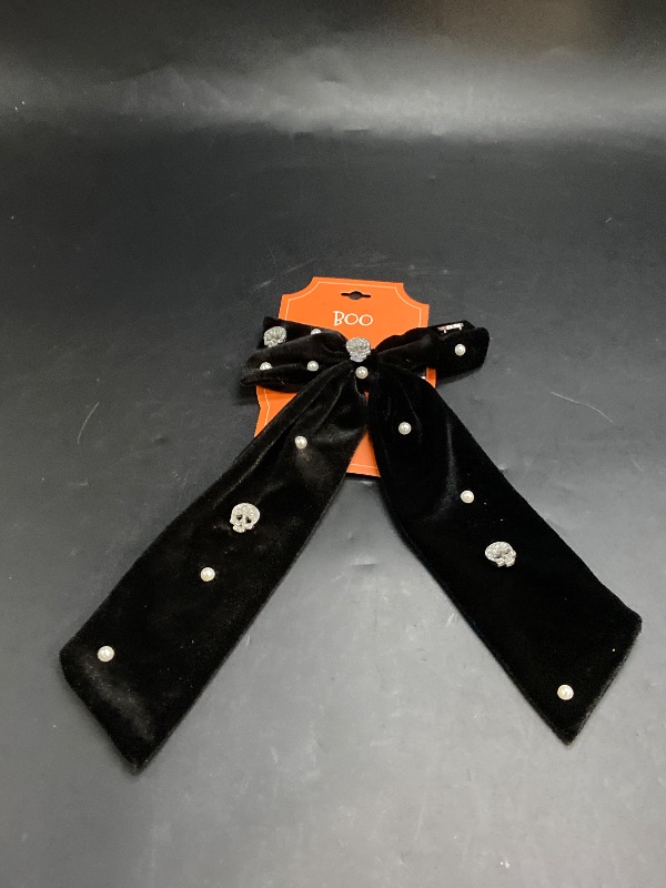 Photo 1 of Halloween Velvet Skull Pearl Hair Bow - Black