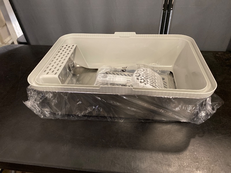 Photo 1 of 23.6''x16''x12'' Enclosed Stainless Steel Litter Box with Lid, XL Sifting Litter Box for Pine Pellets, High Sides Metal Litter Box System for for Big Cats, Anti-Leakage, Easy Cleaning, Less Tracking