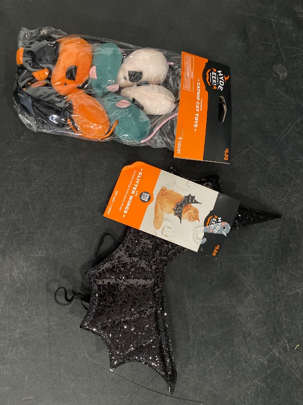 Photo 1 of 8Pk Halloween catnip mice cat toys & One size fits all glitter wing costume
