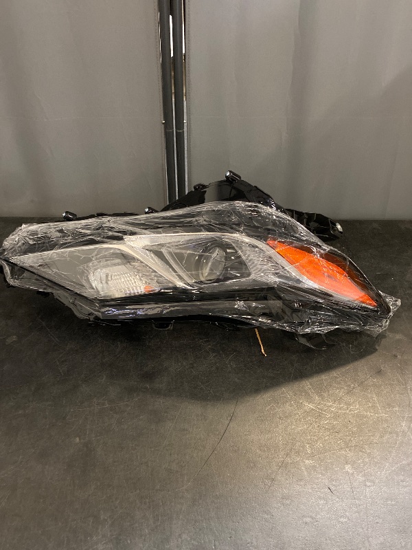 Photo 1 of 2018-2022 Camry L LE SE Headlights Left Side,LED Projector Headlight Assembly Compatible with Toyota Camry 2018 2019 2020 2021 2022 Replacement Right Passenger Side