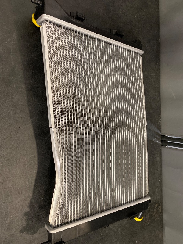 Photo 1 of VibeUp 13202 Radiator Compatible With Hyundai Elantra 2011-2013 Soul 2012-2013 1.6L 1.8L 2.0L L4 | Replaces HY3010169 253103X100