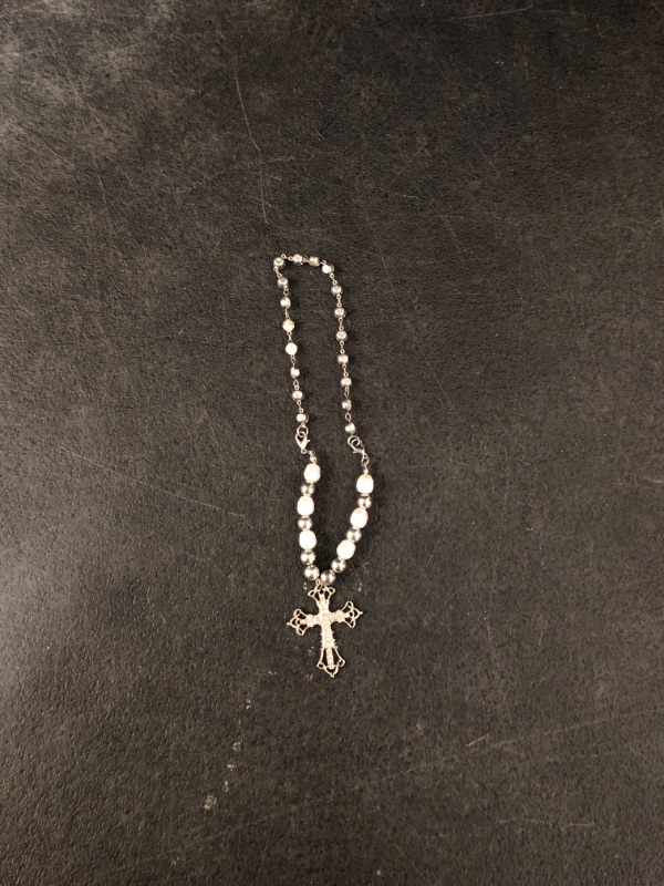 Photo 1 of Retro Diamond Inlaid Pearl Pendant Necklace Punk Hip Hop Simple Cool Cross Chain Exquisite Temperament Party Jewelry Gifts Fashion Accessories Creative Gift