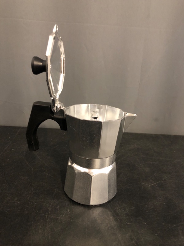 Photo 1 of Vaolvpant 2 Cup Aluminum Moka Pot Classic Stovetop Espresso Coffee Maker 100ml 3.4oz Coffeemaker Percolator Mocha Pot Greca Coffee Maker Cafe Makers for Italian and Cuban Café Brewing Silver