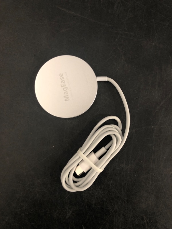 Photo 1 of Apple MagSafe Charger (2 m): Wireless Charger with Fast-Charging Capability
