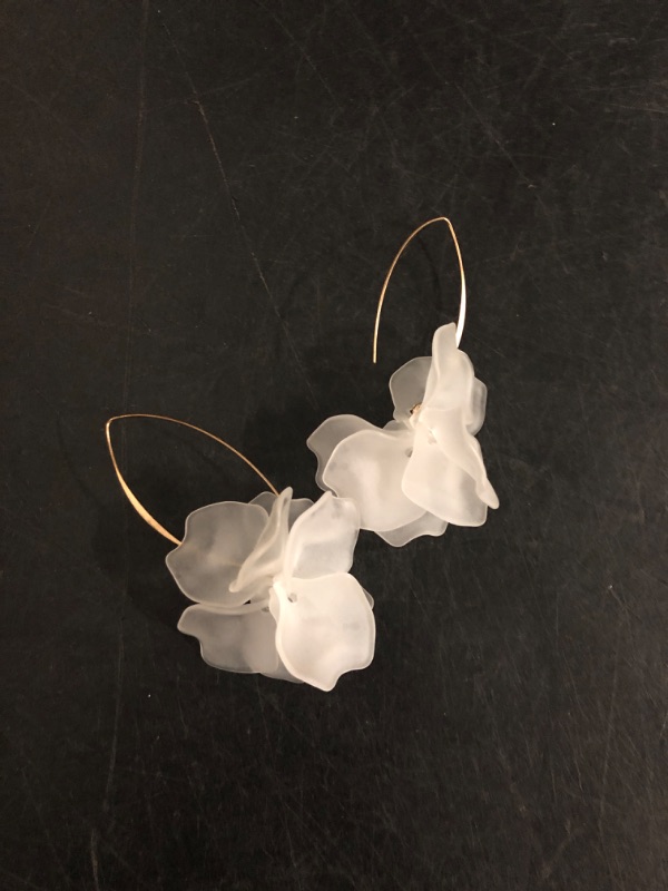 Photo 1 of Handmade Bohemian Acrylic Large Flower Dangle Drop Earrings Unique Resin Tiered Petal Flower Line Earrings for Women
