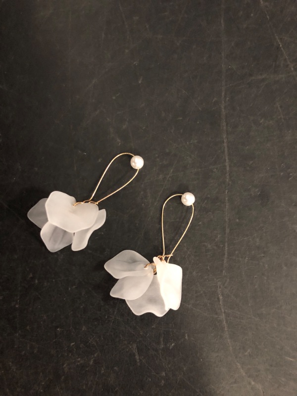Photo 1 of Boho Rose Petal Dangle Resin Earrings - Long Drop Acrylic Tiered Flower Earrings - Statement Exaggerated Floral Tassel Earrings for Women (White)
