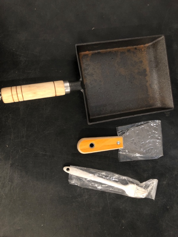 Photo 1 of 7.5" Cast Iron Omelette Pan, Rectangle Tamagoyaki Egg Roll Pan, Square Cooking Pans for All Stoves

