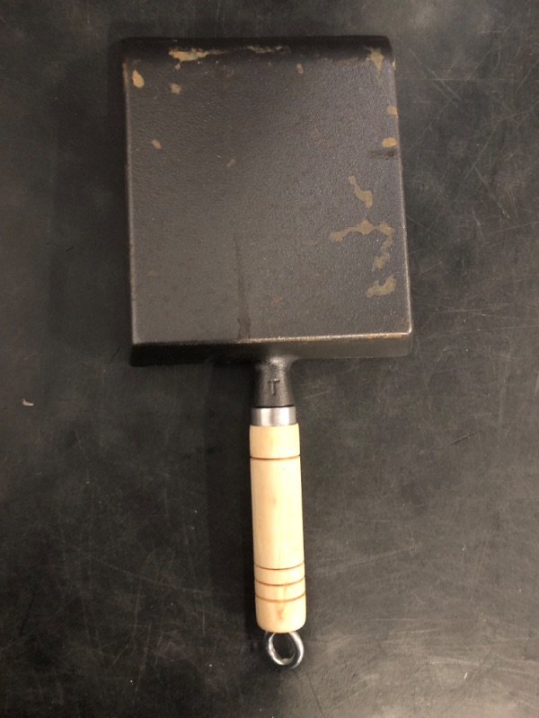 Photo 1 of 7.5" Cast Iron Omelette Pan, Rectangle Tamagoyaki Egg Roll Pan, Square Cooking Pans for All Stoves
