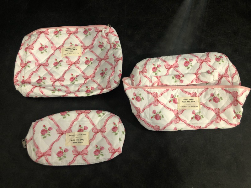 Photo 1 of Makeup Bag for Women 3PCS Quilted Cotton Make Up Bag Travel Cosmetic Bag Large Makeup Bag Set Cute Bow Makeups Organizer Floral Toiletry Pouch for Purse, Pink
