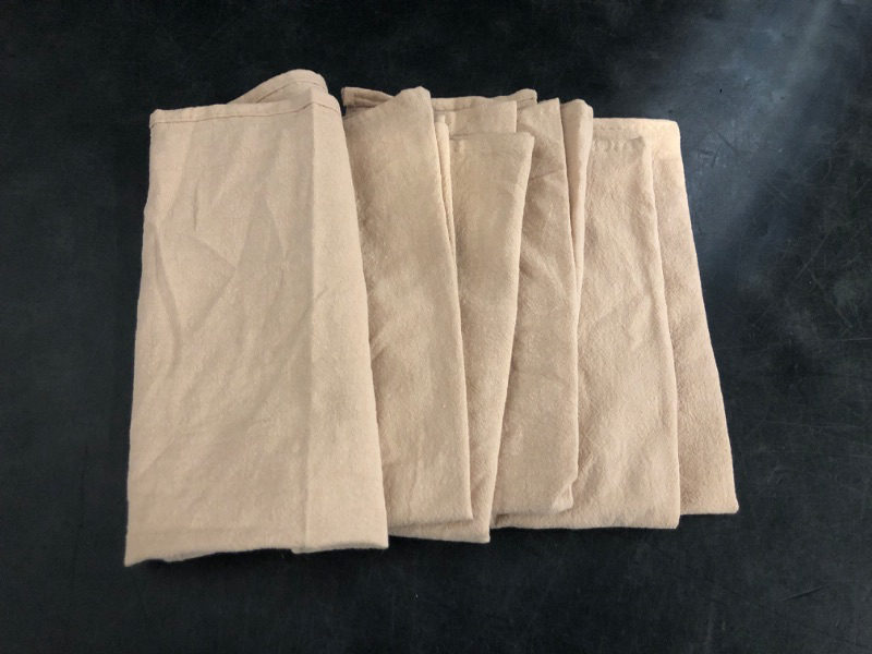 Photo 1 of Cloth Napkins Set of 6,100% Cotton,18 x18 inch, Table Napkins for Fall Decorations,Farmhouse Thanksgiving Napkins, Fall Table Decor Matching Pumpkins,Leaf (Beige)