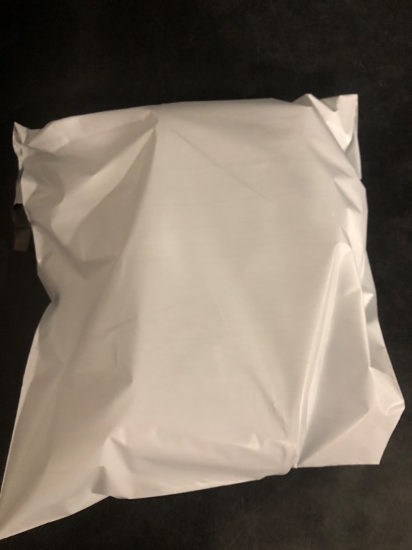 Photo 1 of Amazon Basics Pen Holder and Desk Organizer, Office Caddy Storage, Black, ?9.25" x 4.53" x 3.94"