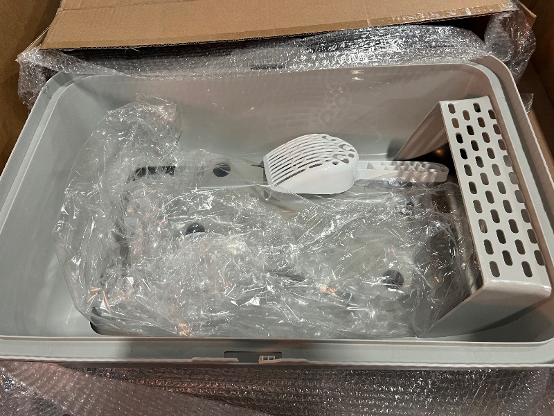 Photo 1 of Enclosed Stainless Steel Cat Litter Box with Lid Extra Large Litter Box for Big Cats XL Metal Litter Pan Tray with High Wall Sides Enclosure, Non-Sticky, Anti-Leakage, Easy Cleaning
