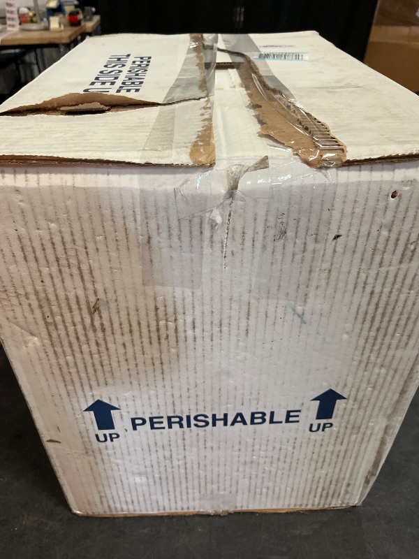 Photo 1 of Polar Tech 266C Thermo Chill Insulated Carton with Foam Shipper, Large, 19" Length x 12" Width x 16" Depth
