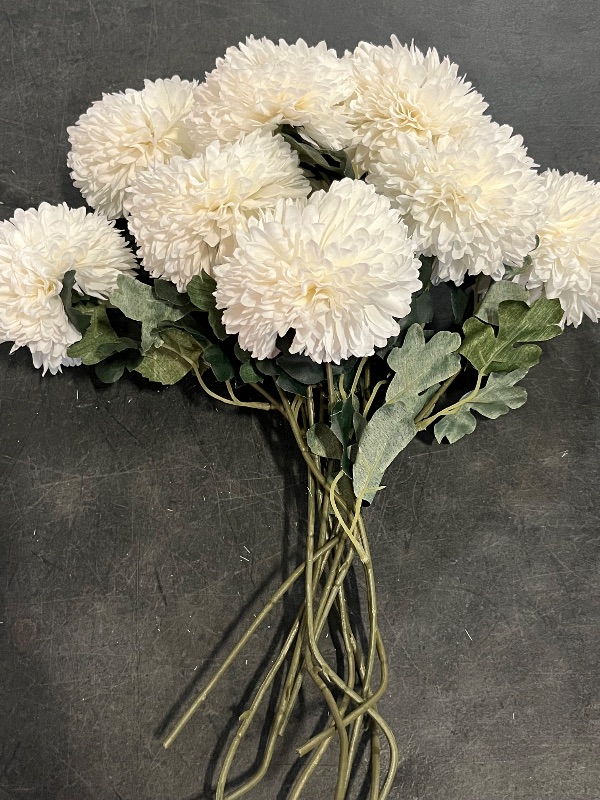 Photo 1 of Artificial Flower 8pcs 22'' Long Stem Silk Pompon Flower Pom-Poms Hydrange Dahlia Daisy Dandelion for Wedding Bridal Bouquet Bridesmaid Home Décor Baby Shower Centerpiece(Creamy White)
