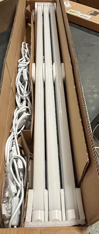 Photo 1 of 6 Pack Dimmable 4FT Led Shop Lights,30W T8 Integrated LED Tube Light,3000-6500K Tunable,3900LM W Frosted Cover,High Output,Linkable,Plug and Play Lights for Workshop,Garage,Basement,Barn
