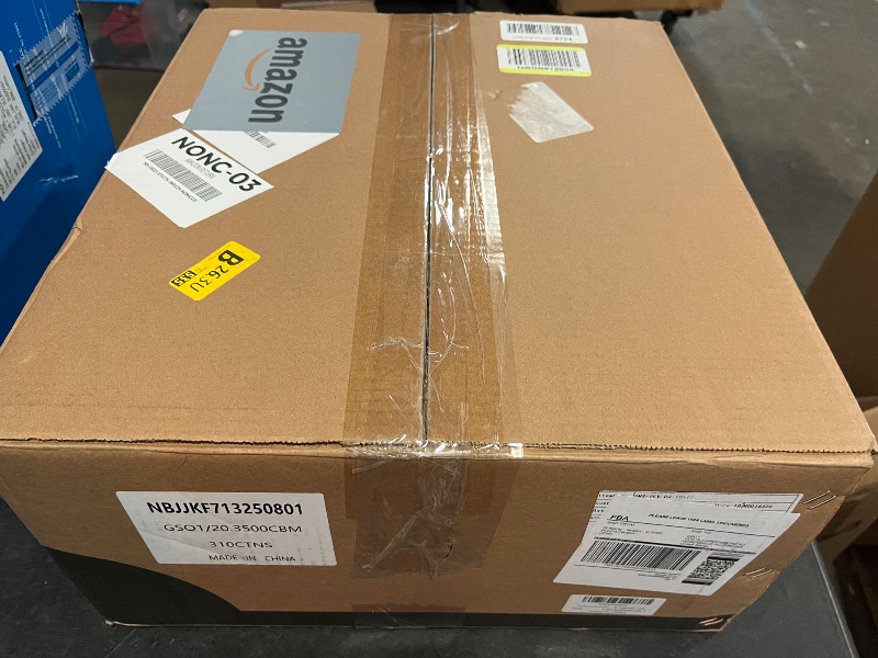 Photo 1 of Headlights Assembly for 99-07 GMC Sierra, Compatible with 99-06 GMC Yukon Headlamp Replacement Chrome Housing Driver & Passenger Side
