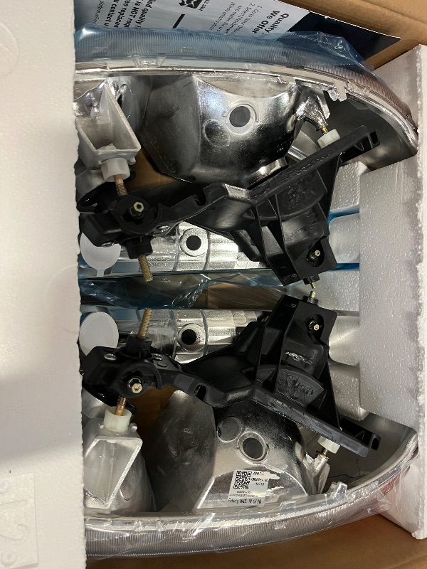 Photo 1 of Headlights Assembly for 99-07 GMC Sierra, Compatible with 99-06 GMC Yukon Headlamp Replacement Chrome Housing Driver & Passenger Side
