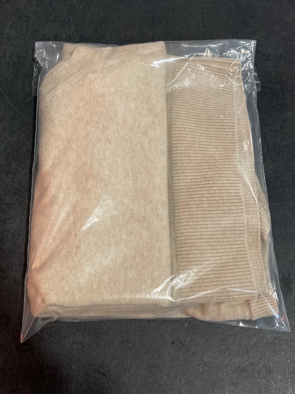 Photo 1 of (M) Men's Sweater Vest - Goodfellow & Co™ Oatmeal M