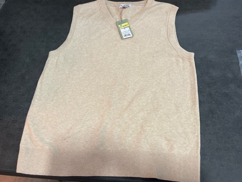 Photo 1 of (M) Men's Sweater Vest - Goodfellow & Co™ Oatmeal M