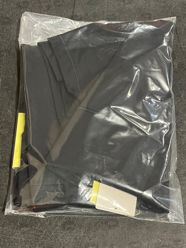 Photo 1 of (L) Women's Effortless Support High-Rise Pocketed Bike Shorts 6" - All in Motion™ Black L: Moisture Wicking, Quick Drying
