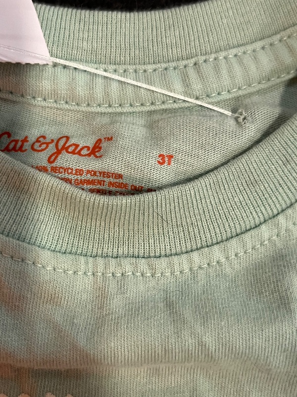 Photo 1 of 3T Green " I Love my Mommy" TShirt